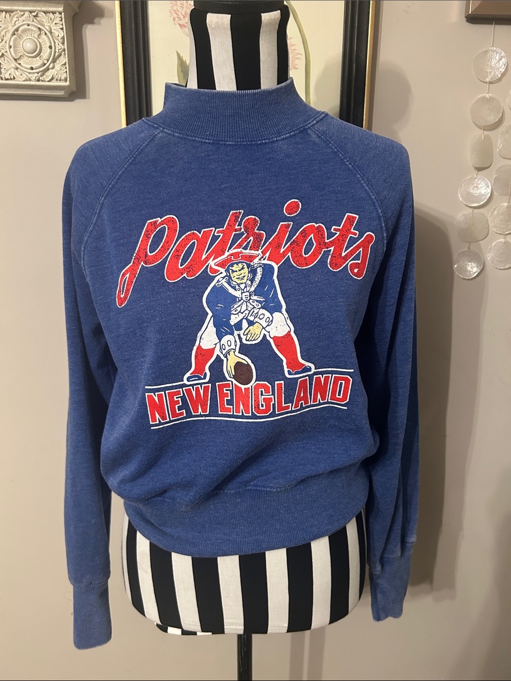 New England Patriots Blue Pullover mock neck Sweater small